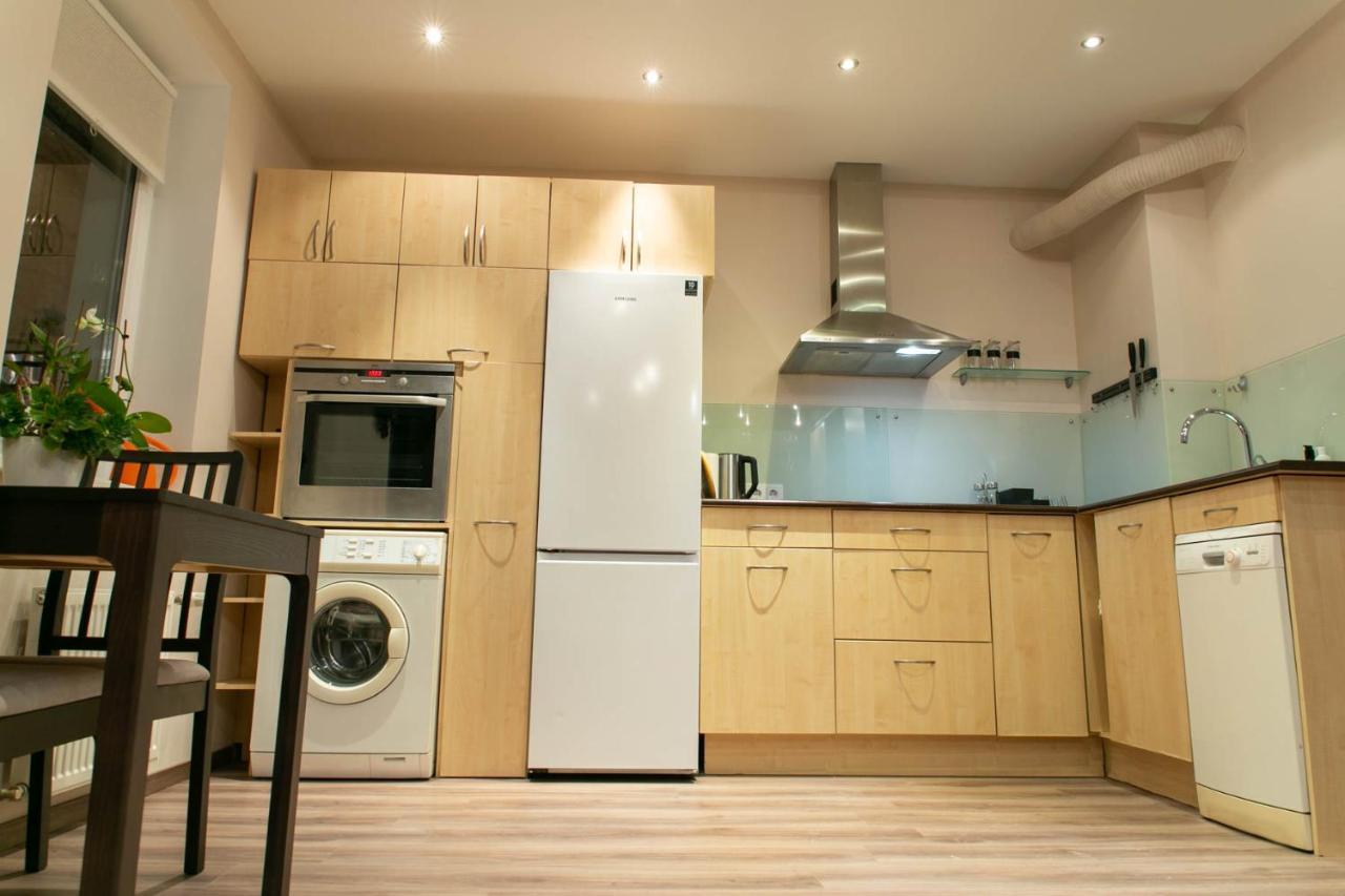 Brassy Apartment Riga Buitenkant foto